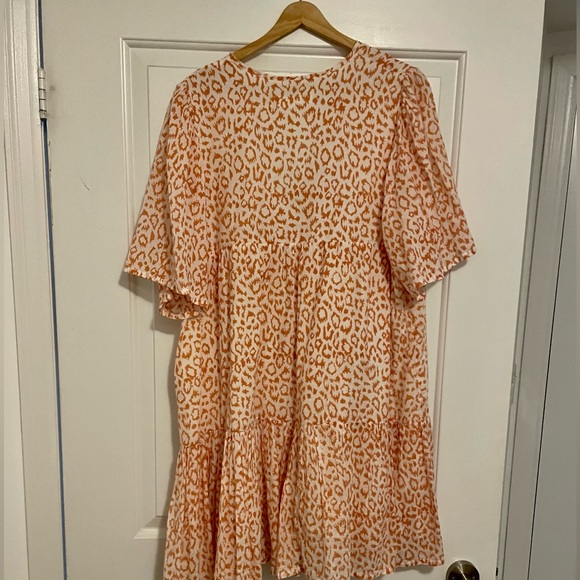 Emerson Fry Isla Dress in Sunbaked Leopard Size M/L NWOT - Picture 5 of 7